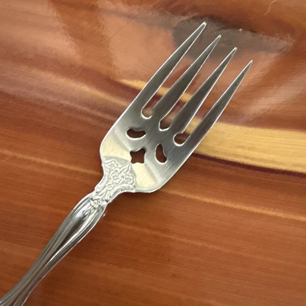 Oneida Michelangelo CUBE Stainless Steel Flatware Salad Forks Set Of 2